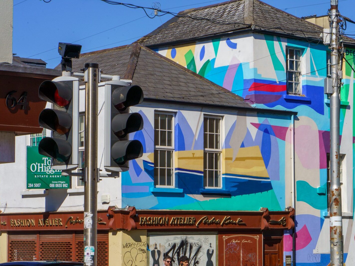 DRAGON CLASS IS A MURAL BY DECOY [AN ABSTRACT MURAL IN DUN LAOGHAIRE]-240988-1