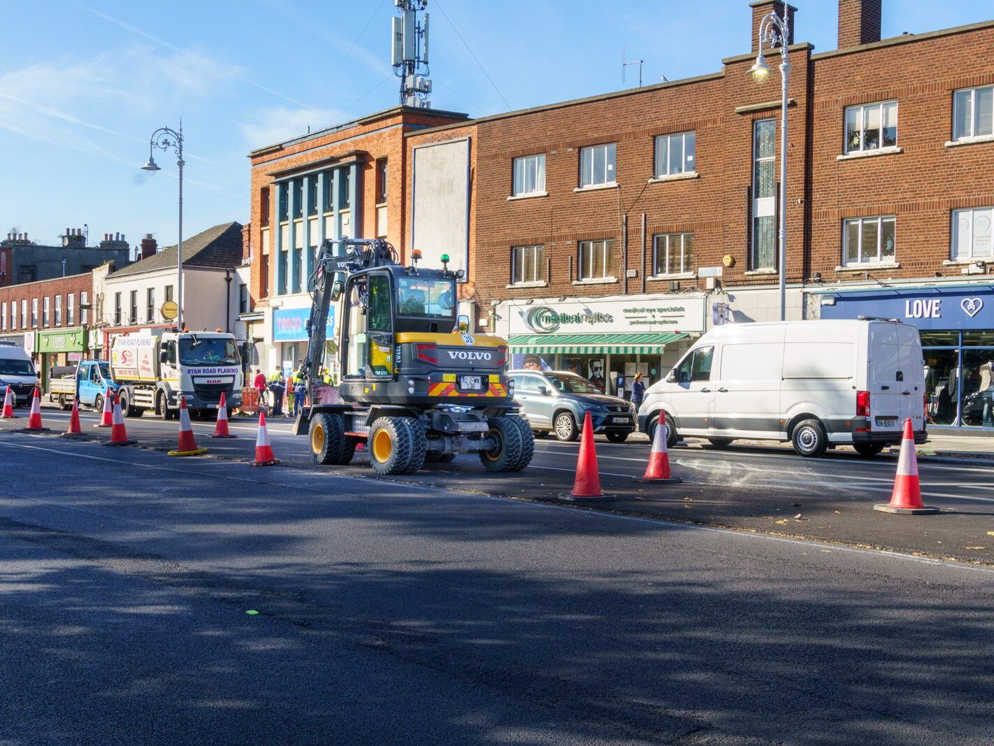 FAIRVIEW IS STILL CHAOTIC BECAUSE OF ROADWORKS [A POSITIVE OUTLOOK AMIDST THE CHAOS]-242729-1