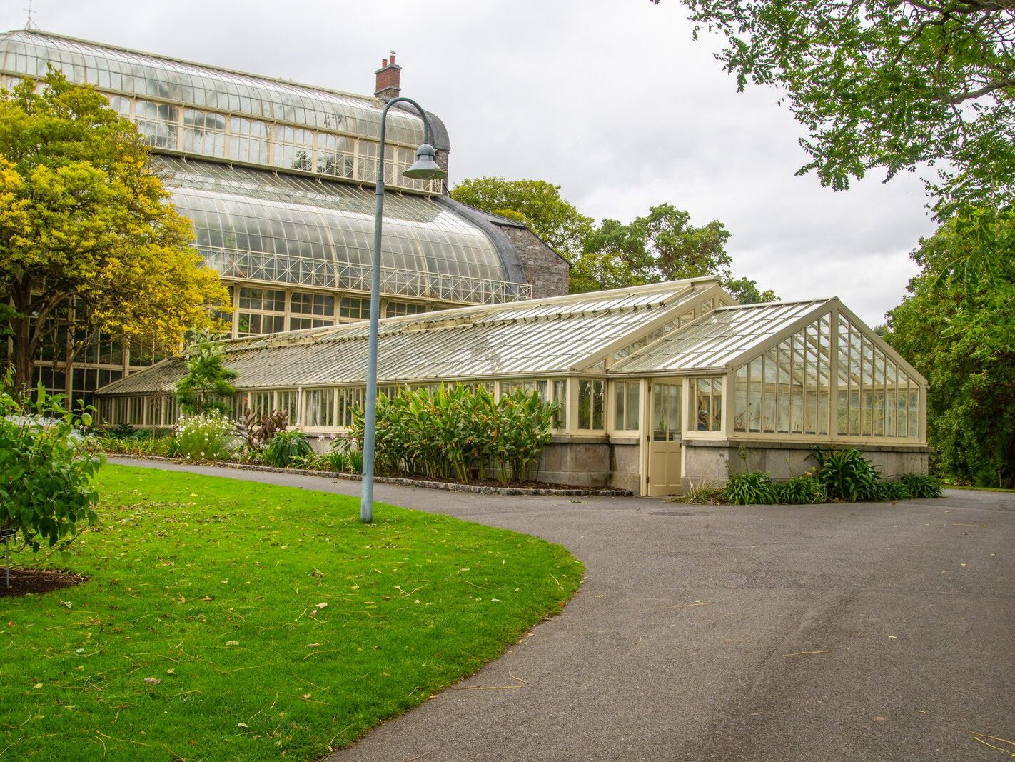 GLASSHOUSES IN THE BOTANIC GARDENS [4 OCTOBER 2024]-242172-1