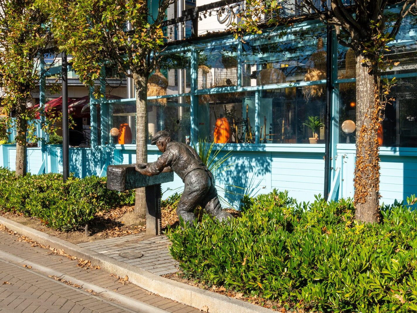 THE LOCK KEEPER AT ASHTOWN [IS IT GENUINE PUBLIC ART OR SOMETHING ELSE]-242598-1