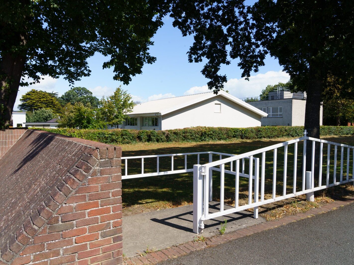 ST LAURENCE O'TOOLE CHURCH - HARLEYS HANGER [AND NEARBY MOUNT ANVILLE PRIMARY SCHOOL]-243717-1