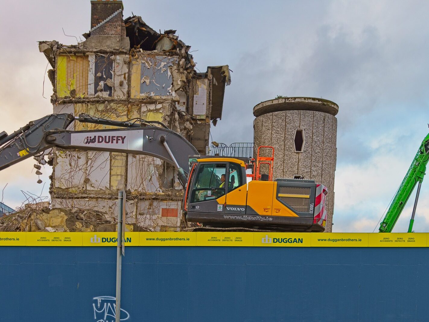 THE CURRENT STATE OF DORSET STREET FLATS AND ST MARY'S PLACE FLATS [ALMOST TOTALLY DEMOLISHED 15 NOVEMBER 2024]-244235-1