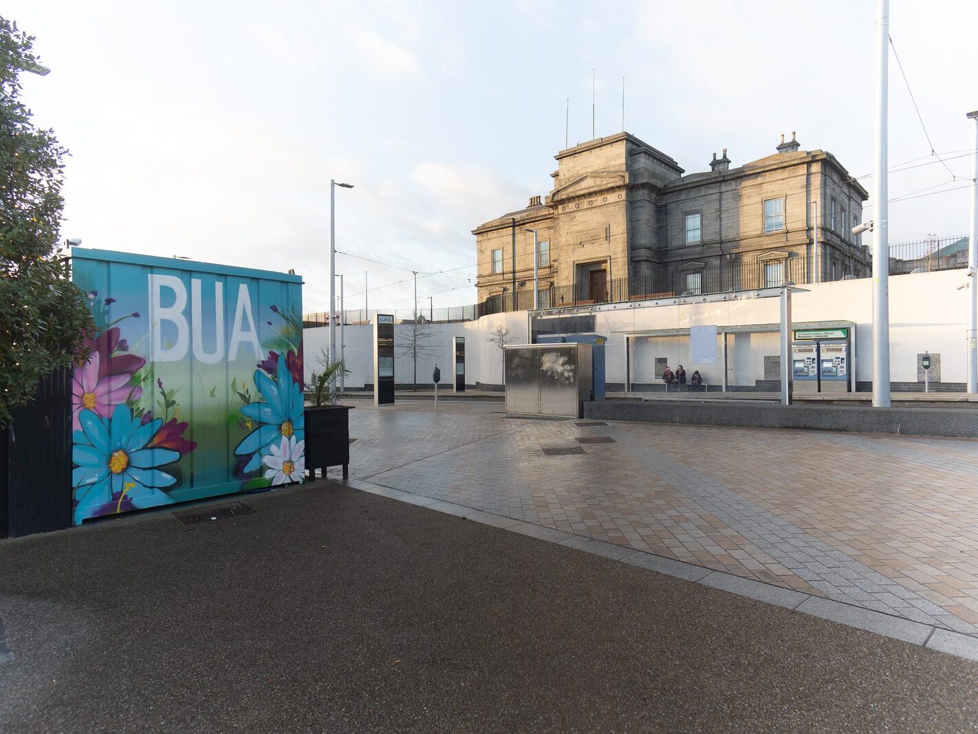 BROADSTONE LUAS TRAM STOP [BROADSTONE PLAZA INCLUDING THE BUA COFFEE KIOSK]-245526-1