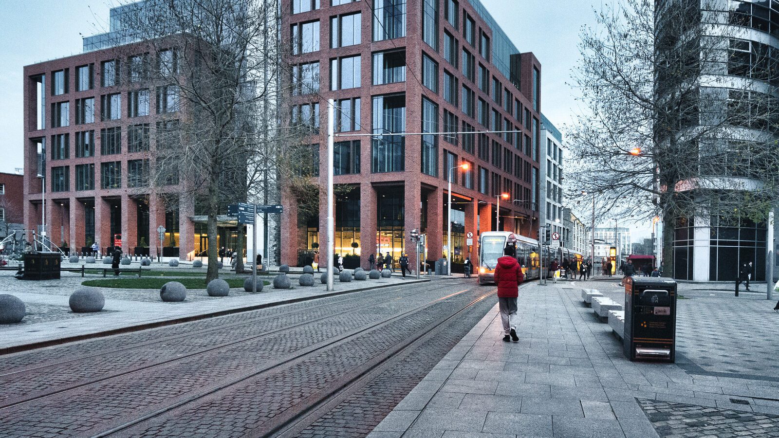 SMITHFIELD AREA PHOTOGRAPHED THE WEEK BEFORE CHRISTMAS 2023 [TESCO EXPRESS OPENED BESIDE THE TRAM STOP THIS TIME LAST YEAR]-226144-1