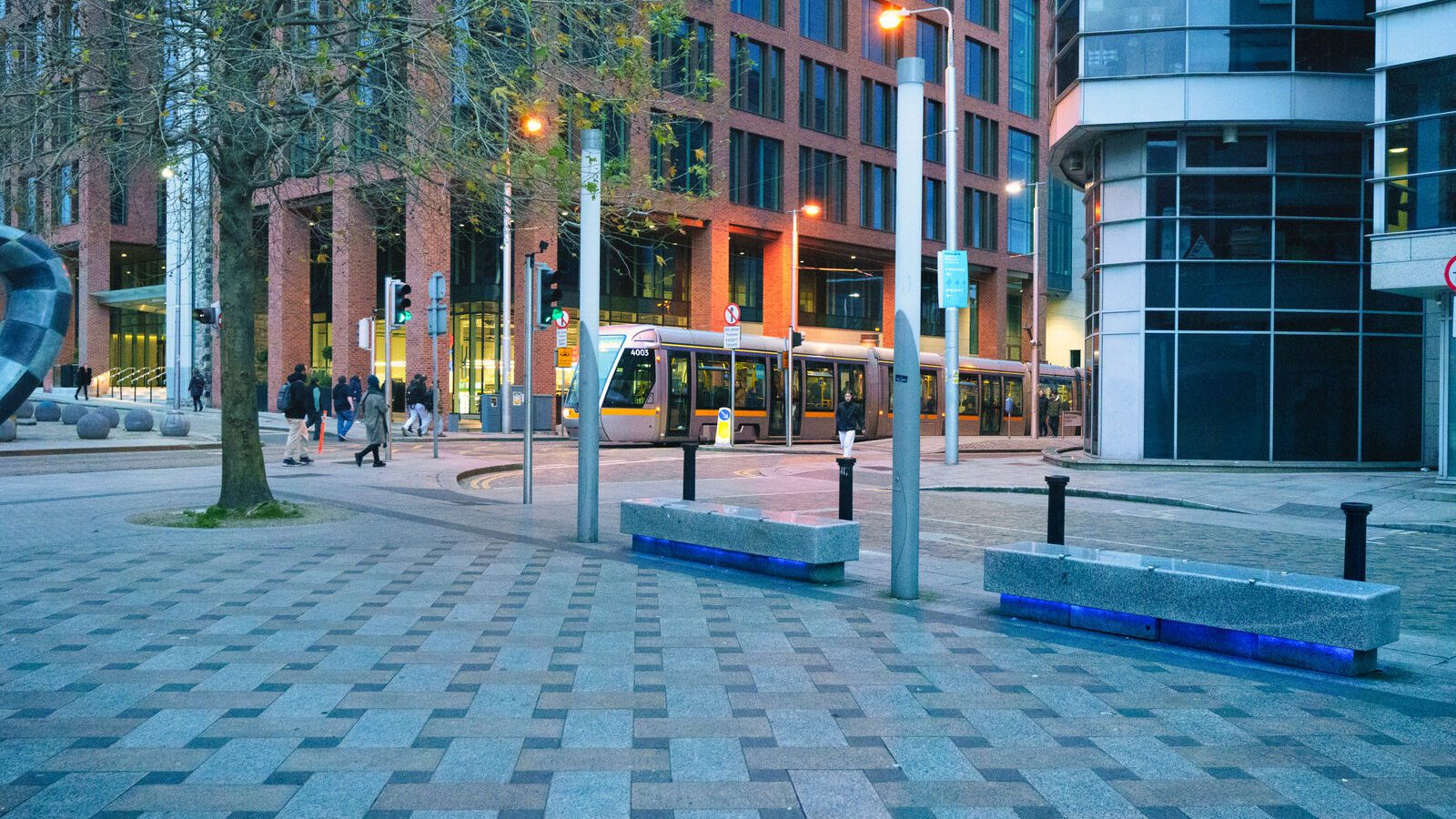 SMITHFIELD AREA PHOTOGRAPHED THE WEEK BEFORE CHRISTMAS 2023 [TESCO EXPRESS OPENED BESIDE THE TRAM STOP THIS TIME LAST YEAR]-226149-1