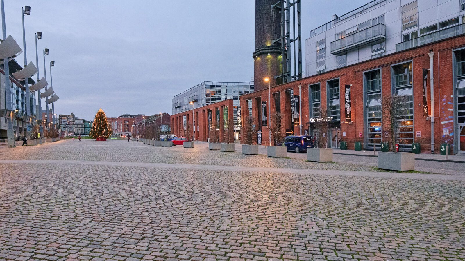 SMITHFIELD AREA PHOTOGRAPHED THE WEEK BEFORE CHRISTMAS 2023 [TESCO EXPRESS OPENED BESIDE THE TRAM STOP THIS TIME LAST YEAR]-226161-1