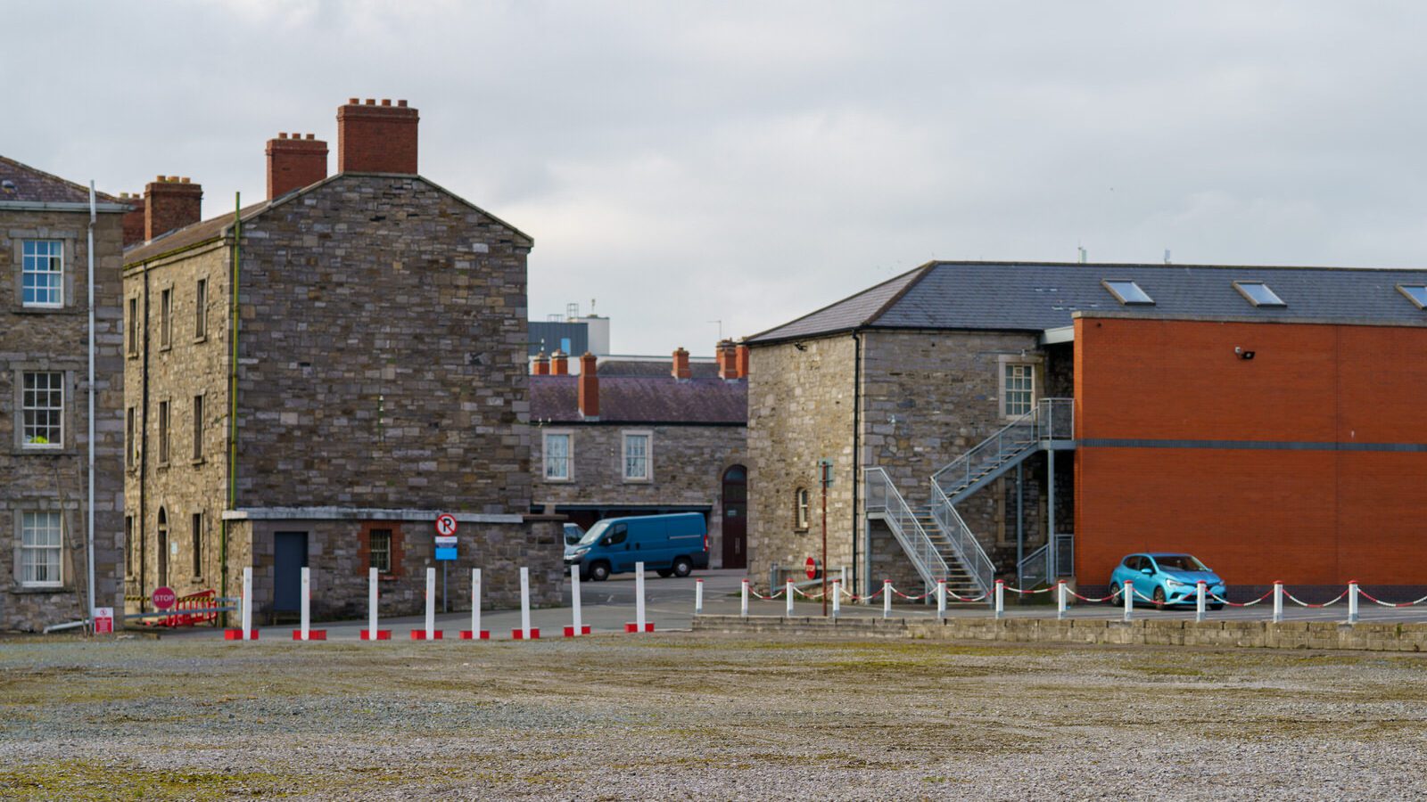 A QUICK VISIT TO COLLINS BARRACKS [ORIGINALLY KNOWN AS THE BARRACKS OR THE ROYAL BARRACKS]-228589-1