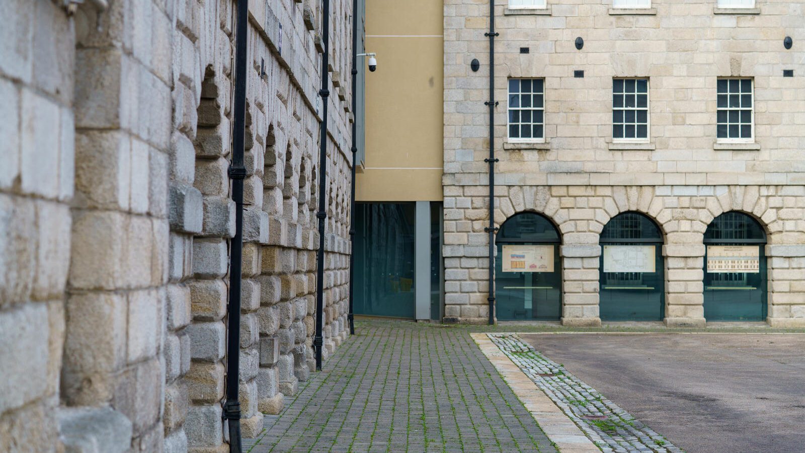 A QUICK VISIT TO COLLINS BARRACKS [ORIGINALLY KNOWN AS THE BARRACKS OR THE ROYAL BARRACKS]-228597-1