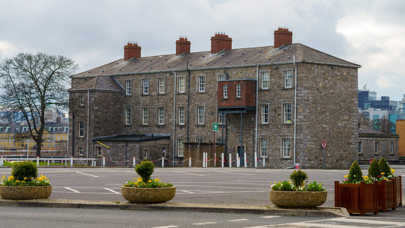 A QUICK VISIT TO COLLINS BARRACKS [ORIGINALLY KNOWN AS THE BARRACKS OR THE ROYAL BARRACKS]-228628-1