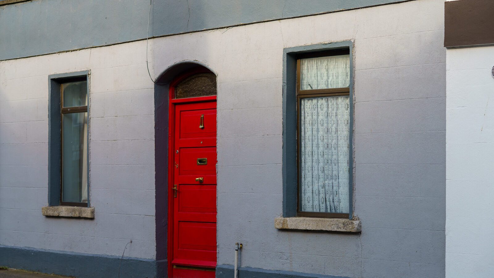 EXPLORING AUGHRIM STREET IN THE STONEYBATTER AREA OF DUBLIN [AND AUGHRIM LANE]-228649-1