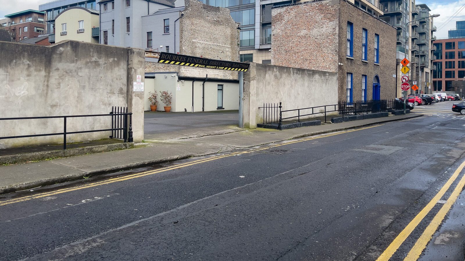 SMITHFIELD AREA [WEST ARRAN STREET - BENBURB STREET - HENDRICK STREET - QUEEN STREET]-228174-1