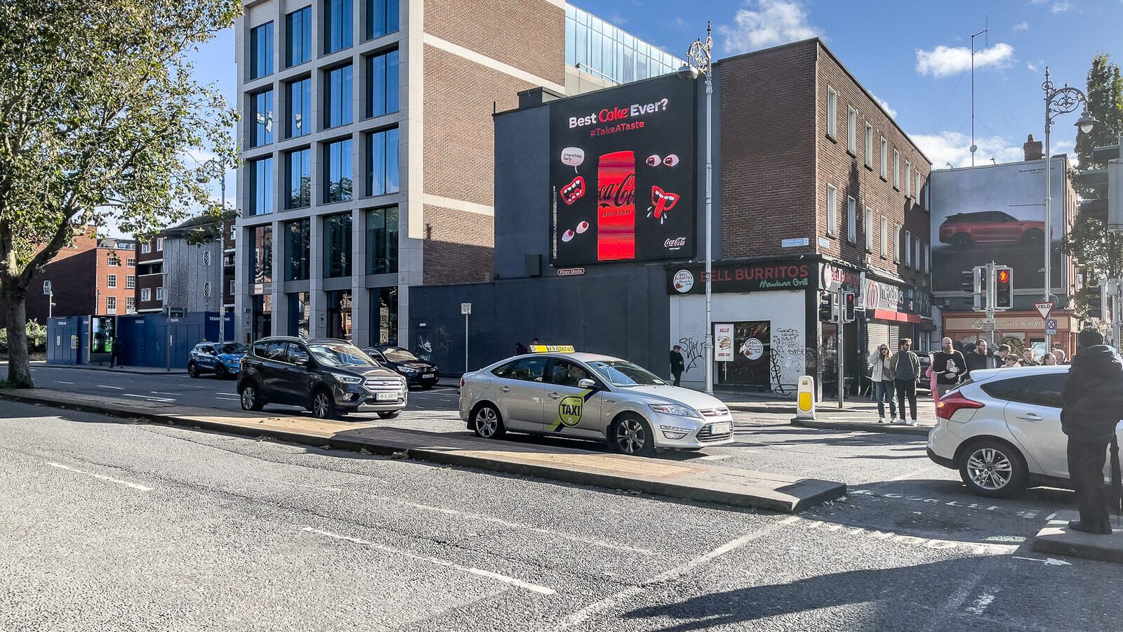 A WALK ALONG WEXFORD STREET AND CAMDEN STREET [ACCORDING TO TIME OUT MAGAZINE CAMDEN STREET IS NOW COOL]-223011-1