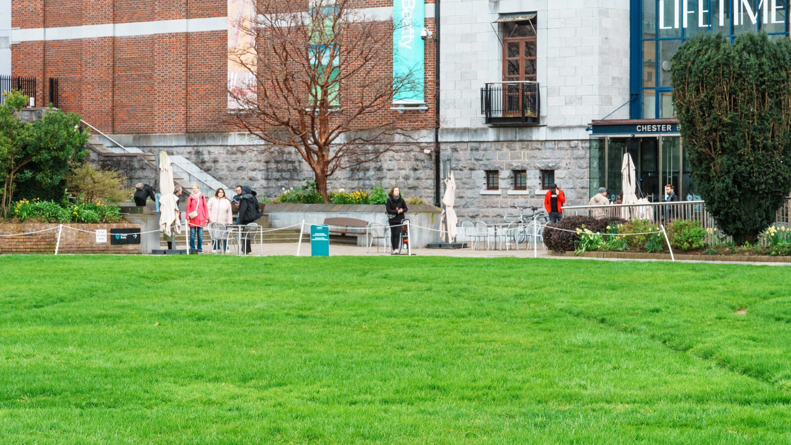 DUBLIN CASTLE [THE DAY AFTER THE ST PATRICK'S DAY PARADE]--229881-1