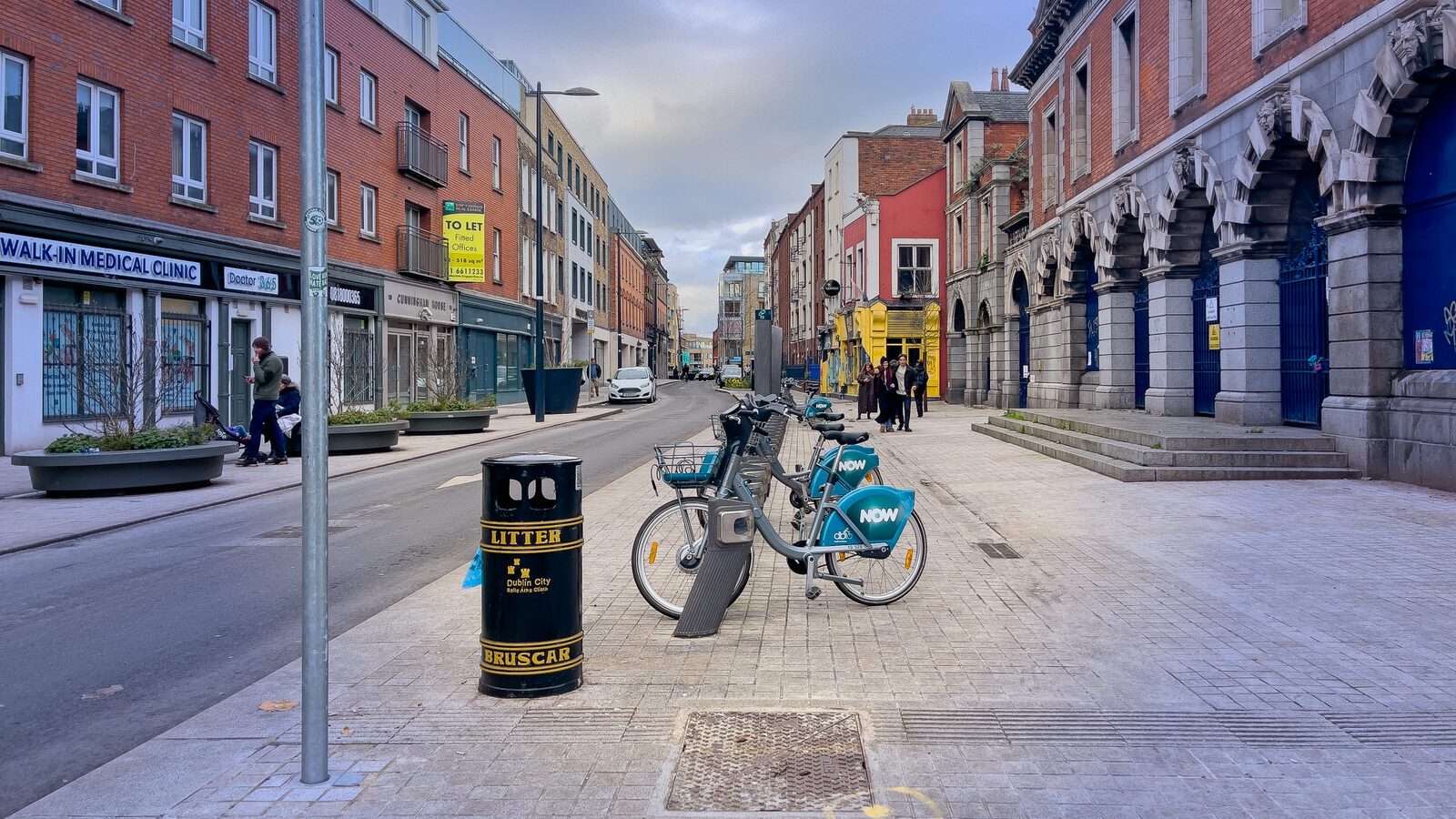 DUBLINBIKES DOCKING STATION 73 [REVITALISING FRANCIS STREET AS A FRIENDLY URBAN SPACE]-229095-1