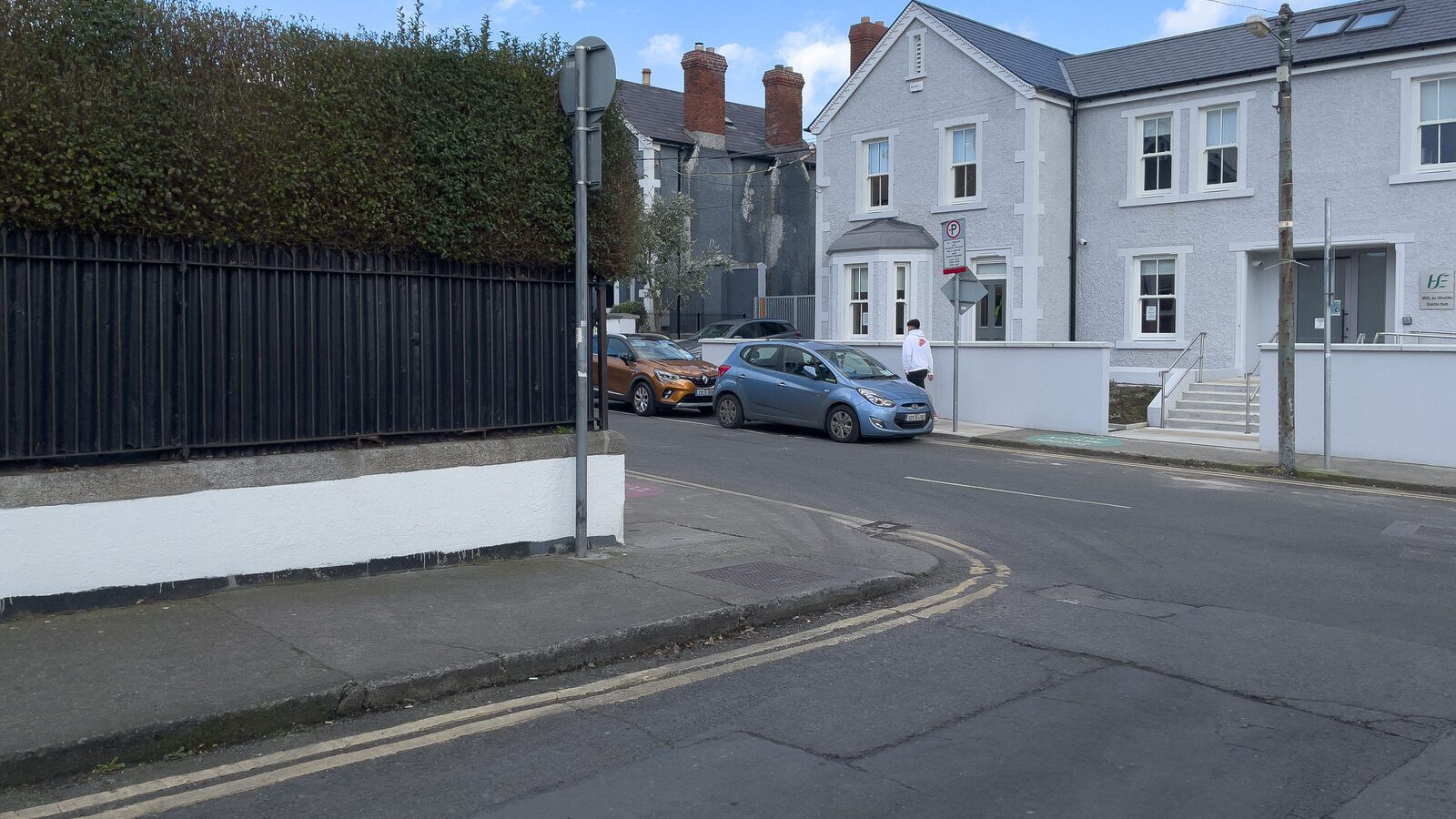 EXPLORING GRANGEGORMAN LOWER [WHICH IS BOTH A STREET AND AN AREA OR DISTRICT]-229030-1