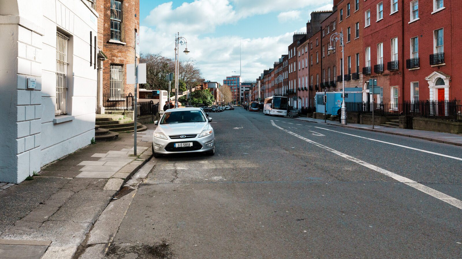 GRANBY ROW ONE OF THE BEST PLACES TO VIEW THE PARADE [THE DUBLIN ST PATRICKS DAY PARADE BEGINS HERE TOMORROW AT ABOUT NOON]-229746-1