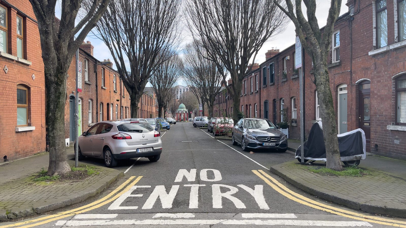 MEATH STREET AND LANE AS IT IS IN MARCH 2024 [DCC ARE IS SET TO EMBARK ON A MAJOR REDEVELOPMENT PROJECT]-229169-1