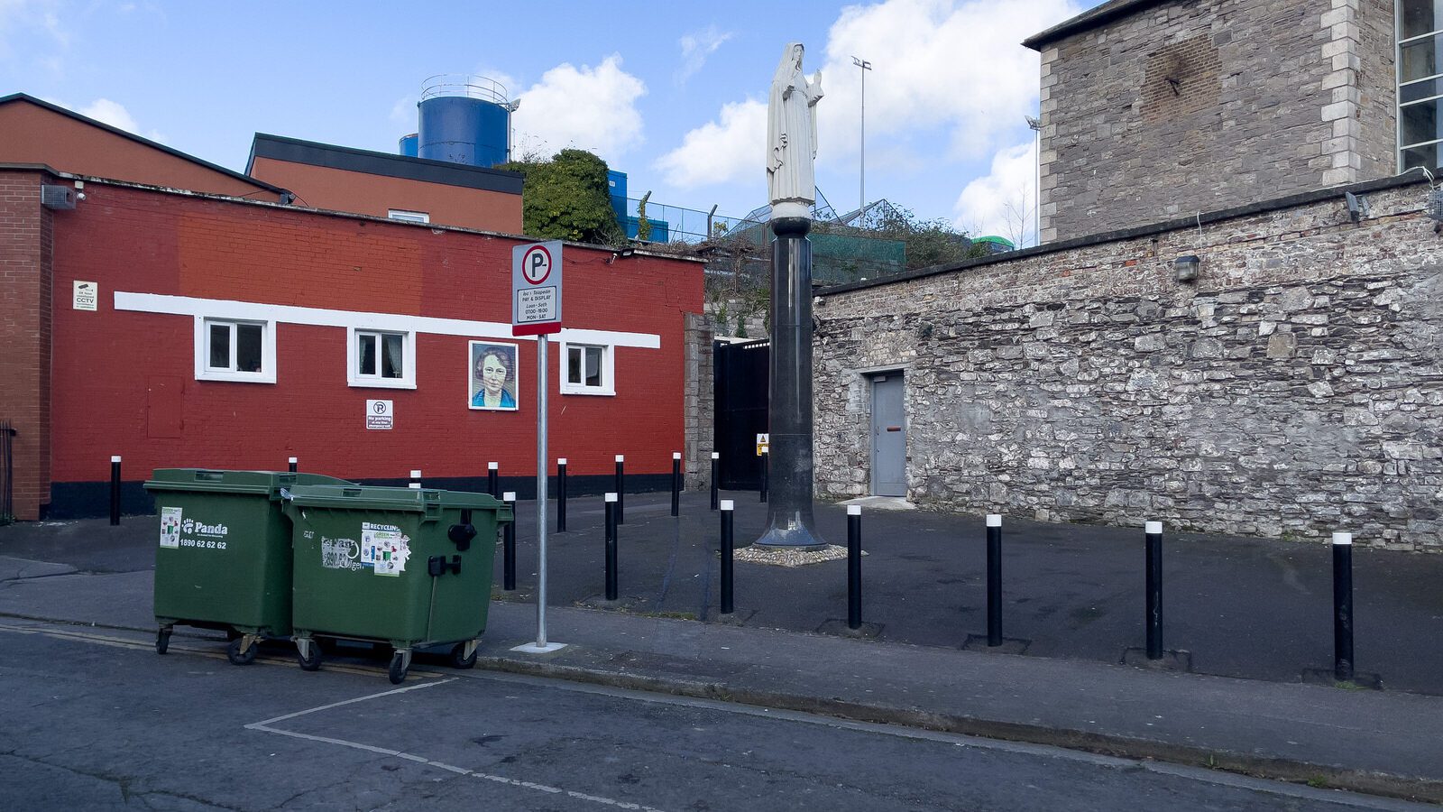 MORNING STAR AVENUE [A DUBLIN STREET DEVOTED TO FAITH AND CHARITY]-229061-1