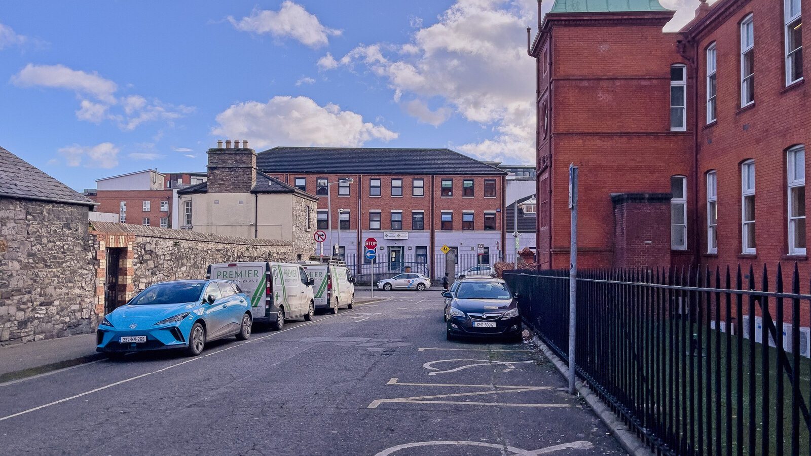 MORNING STAR AVENUE [A DUBLIN STREET DEVOTED TO FAITH AND CHARITY]-229083-1