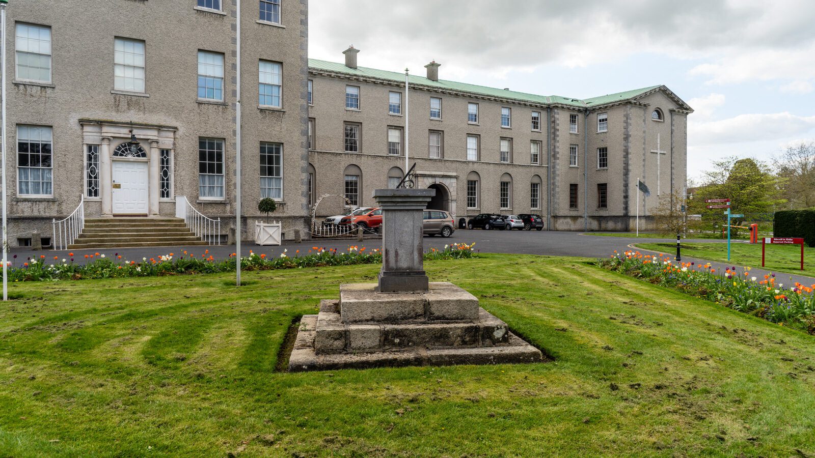 ST PATRICK'S COLLEGE IN MAYNOOTH [COUNTY KILDARE]-223052-1