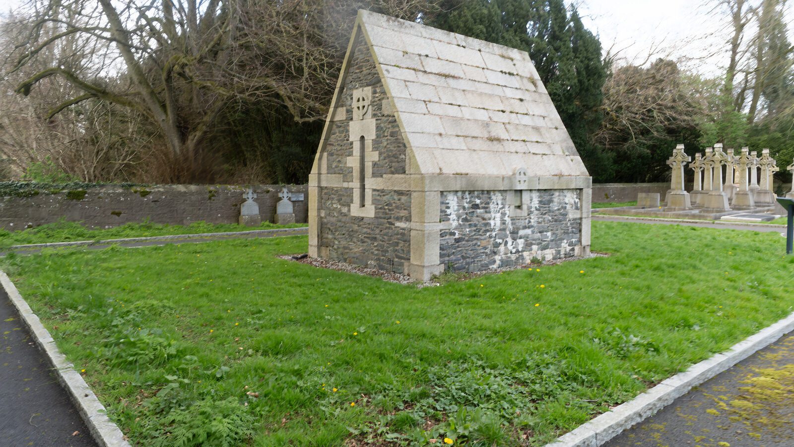 ST PATRICK'S COLLEGE IN MAYNOOTH [COUNTY KILDARE]-223078-1