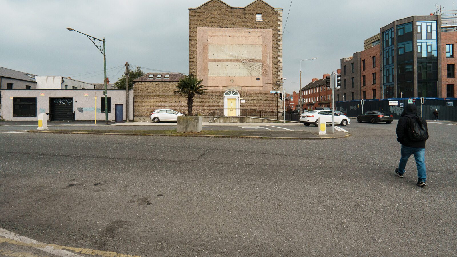 WALK AROUND THE BLACK CHURCH ANTI-CLOCKWISE AT MIDNIGHT AND YOU WILL ENCOUNTER THE DEVIL [HAS ANYONE TRIED THIS RECENTLY]-229383-1