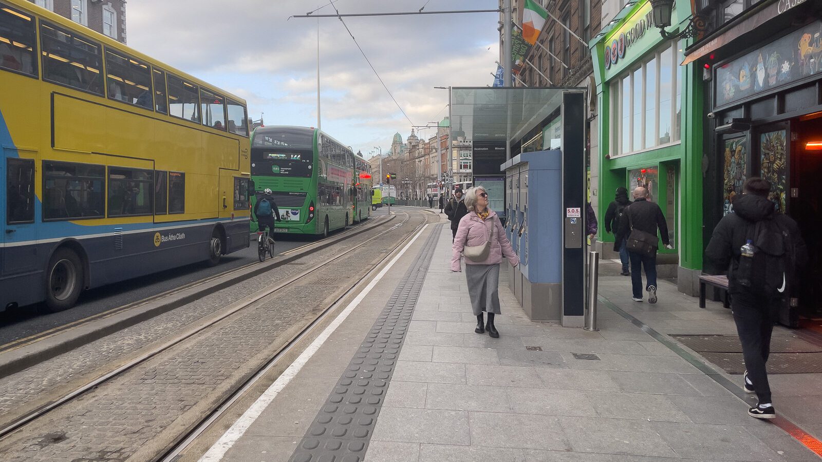 WESTMORELAND STREET IN DUBLIN [NAMED AFTER JOHN FANE THE 10th EARL OF WESTMORELAND]-229561-1