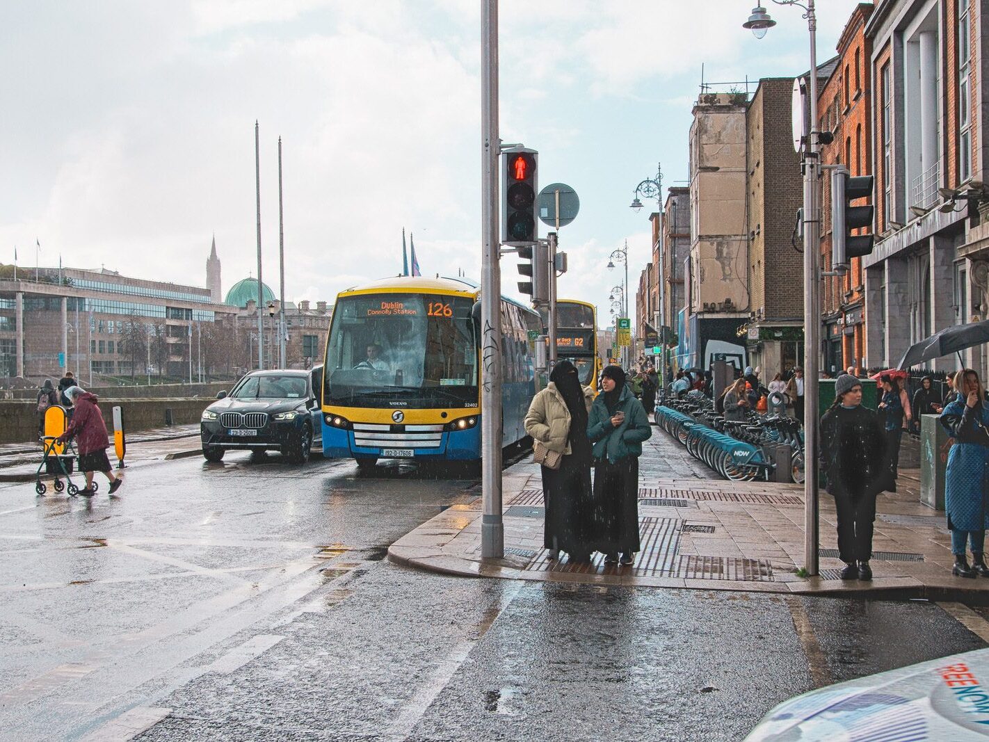 GRATTAN BRIDGE AND NEARBY [ON A REALLY WET DAY IN APRIL 2024]-231245-1