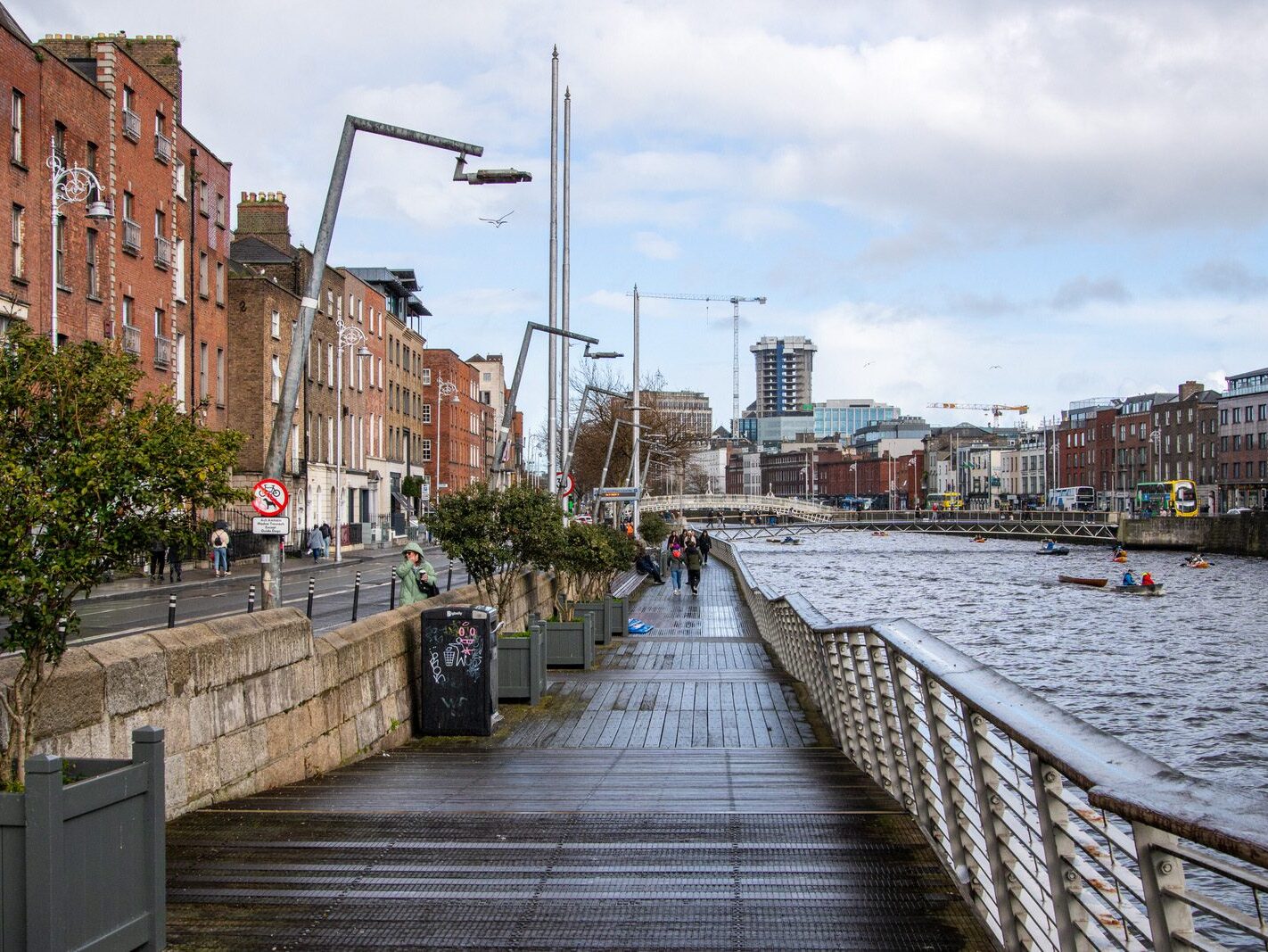 GRATTAN BRIDGE AND NEARBY [ON A REALLY WET DAY IN APRIL 2024]-231247-1