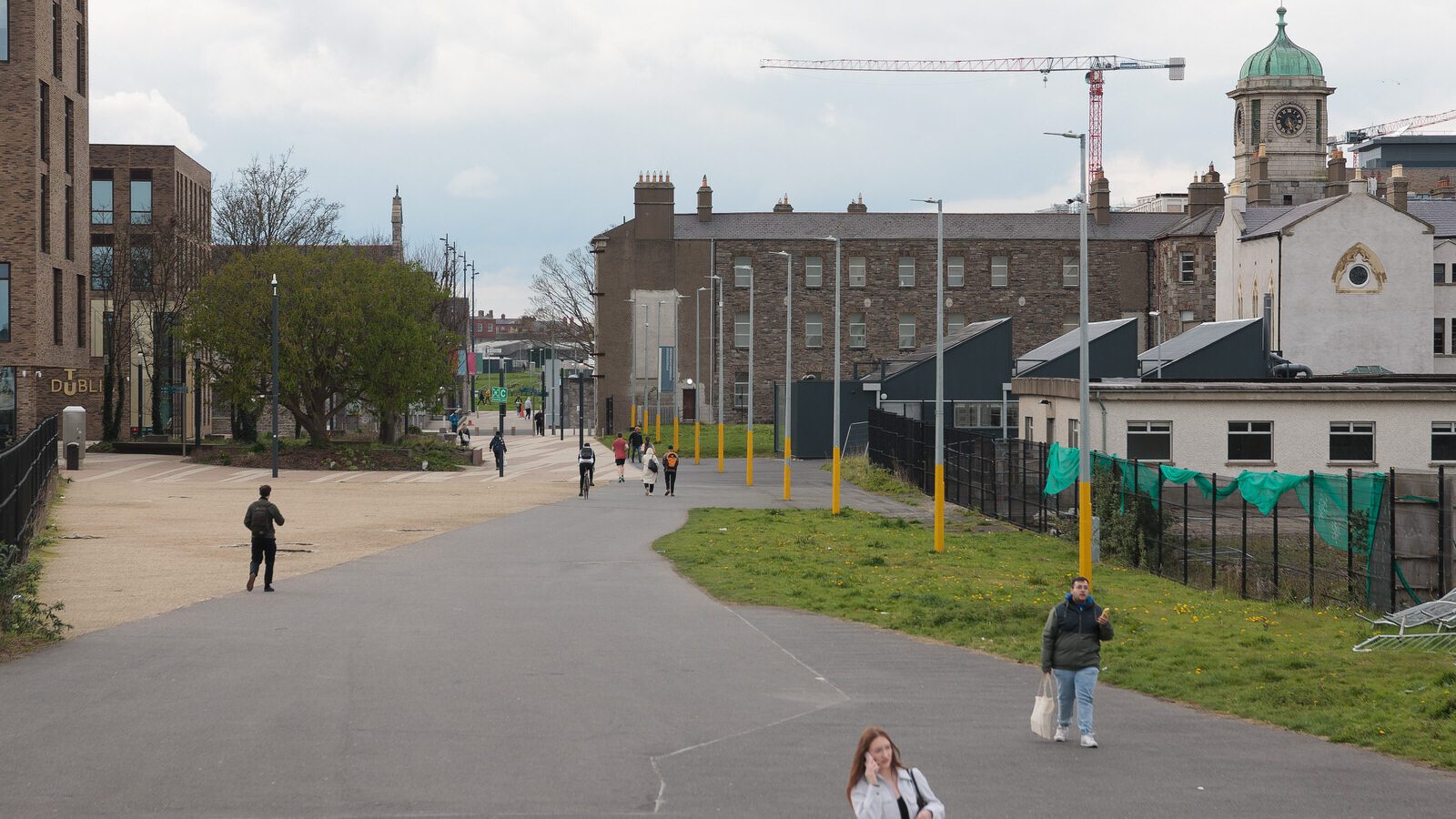 ST BRENDANS WAY [THE AREA BETWEEN GRANGEGORMAN LOWER AND BROADSTONE TRAM STOP]-223812-1