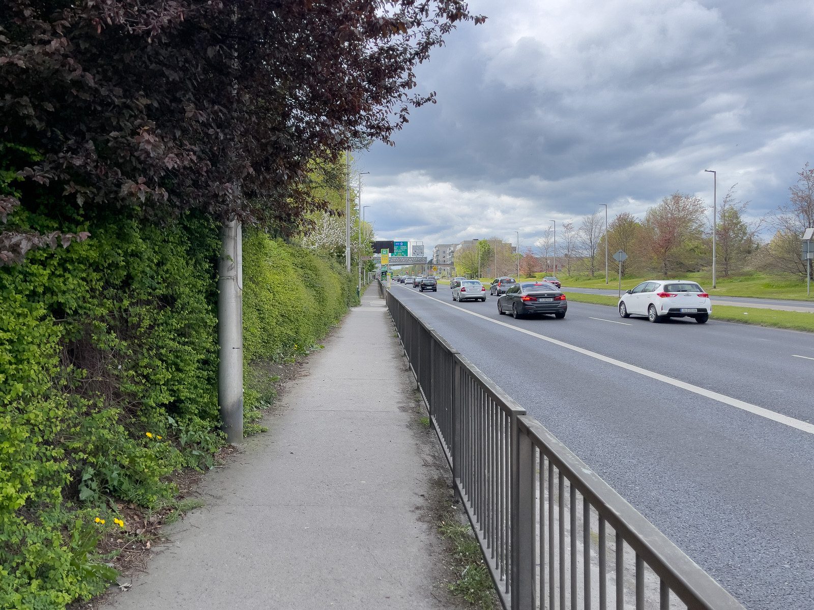 THE CHAPELIZOD BYPASS AT PALMERSTOWN [IN SOMEWHAT UGLY BUT VILLAGE IS INTERESTING]-231977-1