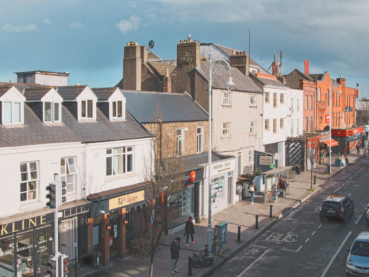 THE RANELAGH LUAS TRAM STOP [AND HOW TO PRONOUNCE RANELAGH]-231207-1