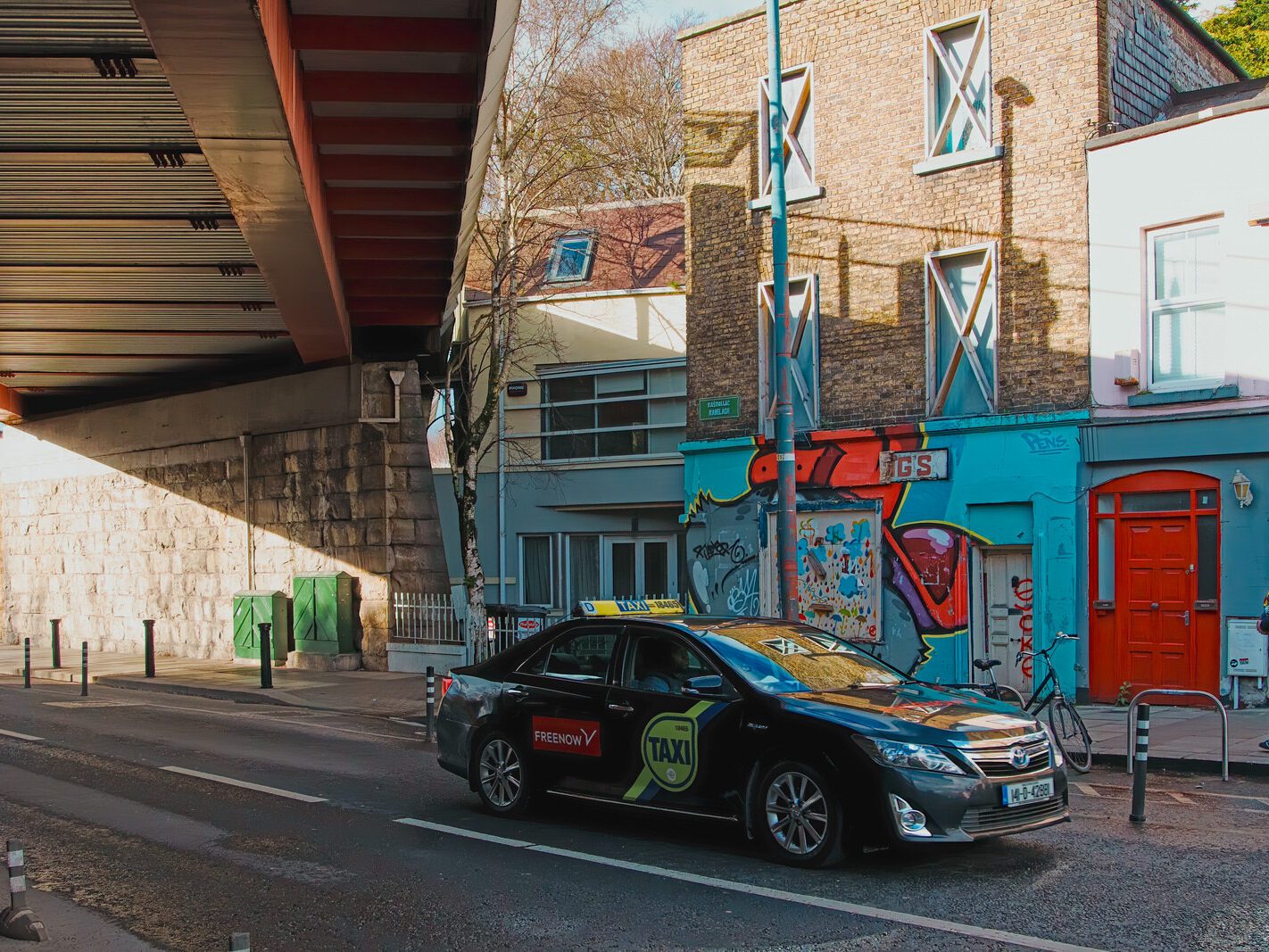 THE RANELAGH LUAS TRAM STOP [AND HOW TO PRONOUNCE RANELAGH]-231211-1