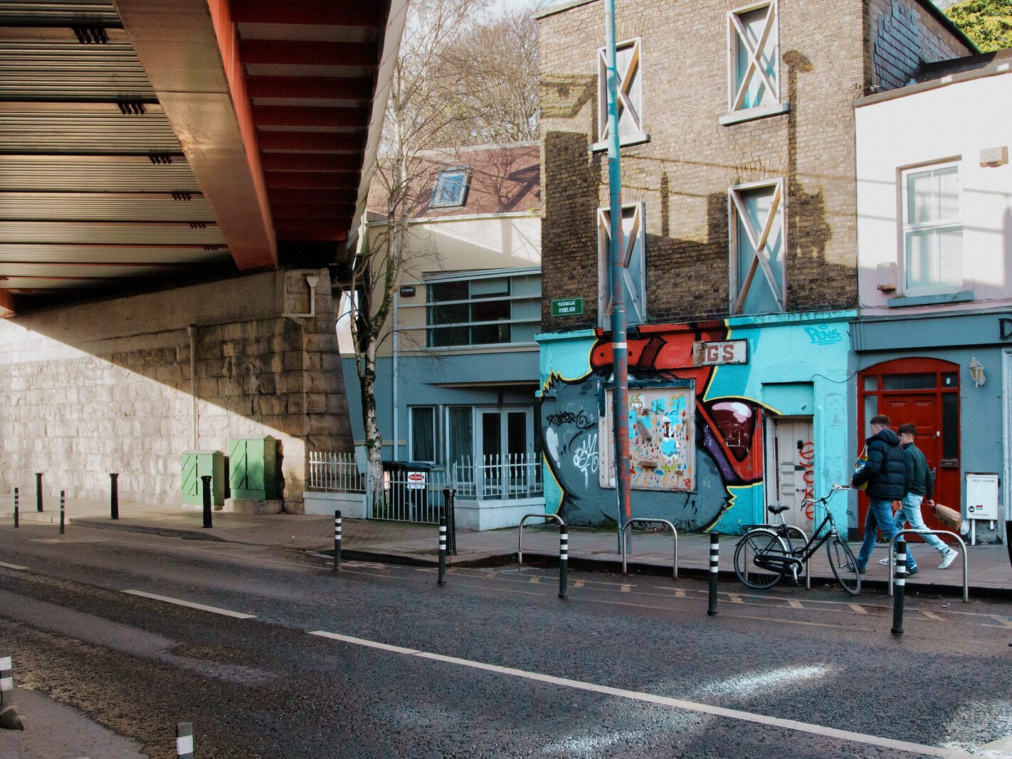 THE RANELAGH LUAS TRAM STOP [AND HOW TO PRONOUNCE RANELAGH]-231212-1