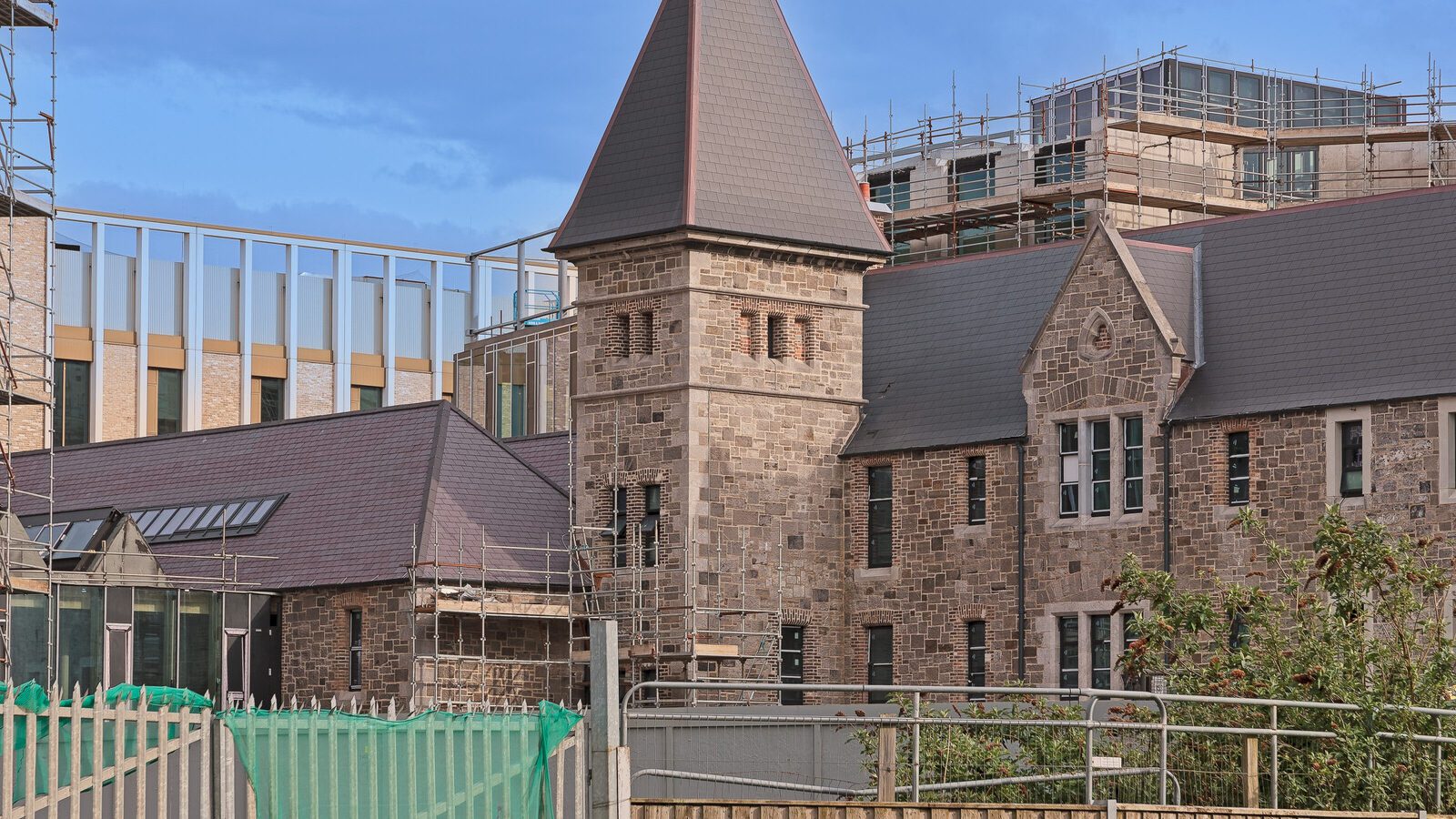 TU DUBLIN'S ACADEMIC HUB [A FLAGSHIP BUILDING UNDER CONSTRUCTION]-223820-1