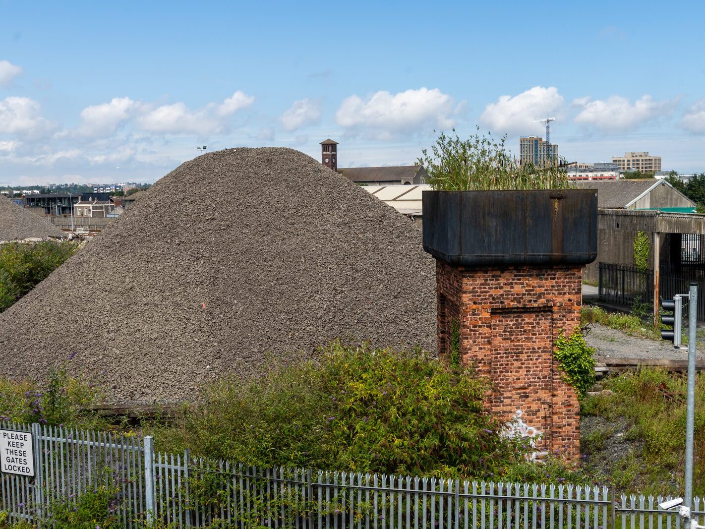 RAILWAY WATER TOWER [UPPER SHERIFF STREET AND ABERCORN ROAD DUBLIN DOCKLANDS]-236588-1