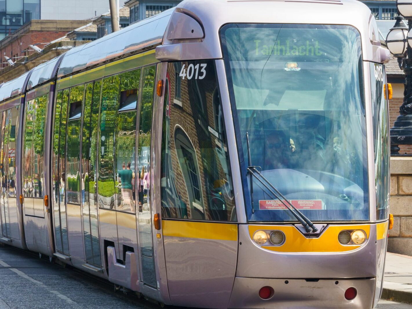 RED LINE TRAM SERVICE [TRAMS TRAVELLING TO AND FROM THE POINT]-236500-1