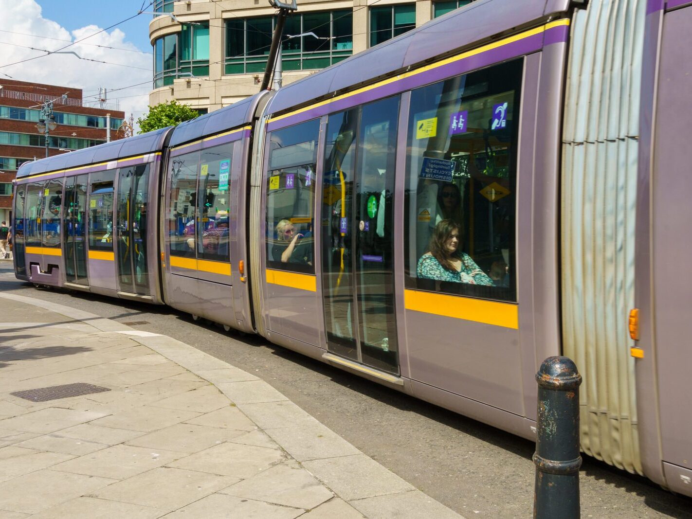 RED LINE TRAM SERVICE [TRAMS TRAVELLING TO AND FROM THE POINT]-236503-1