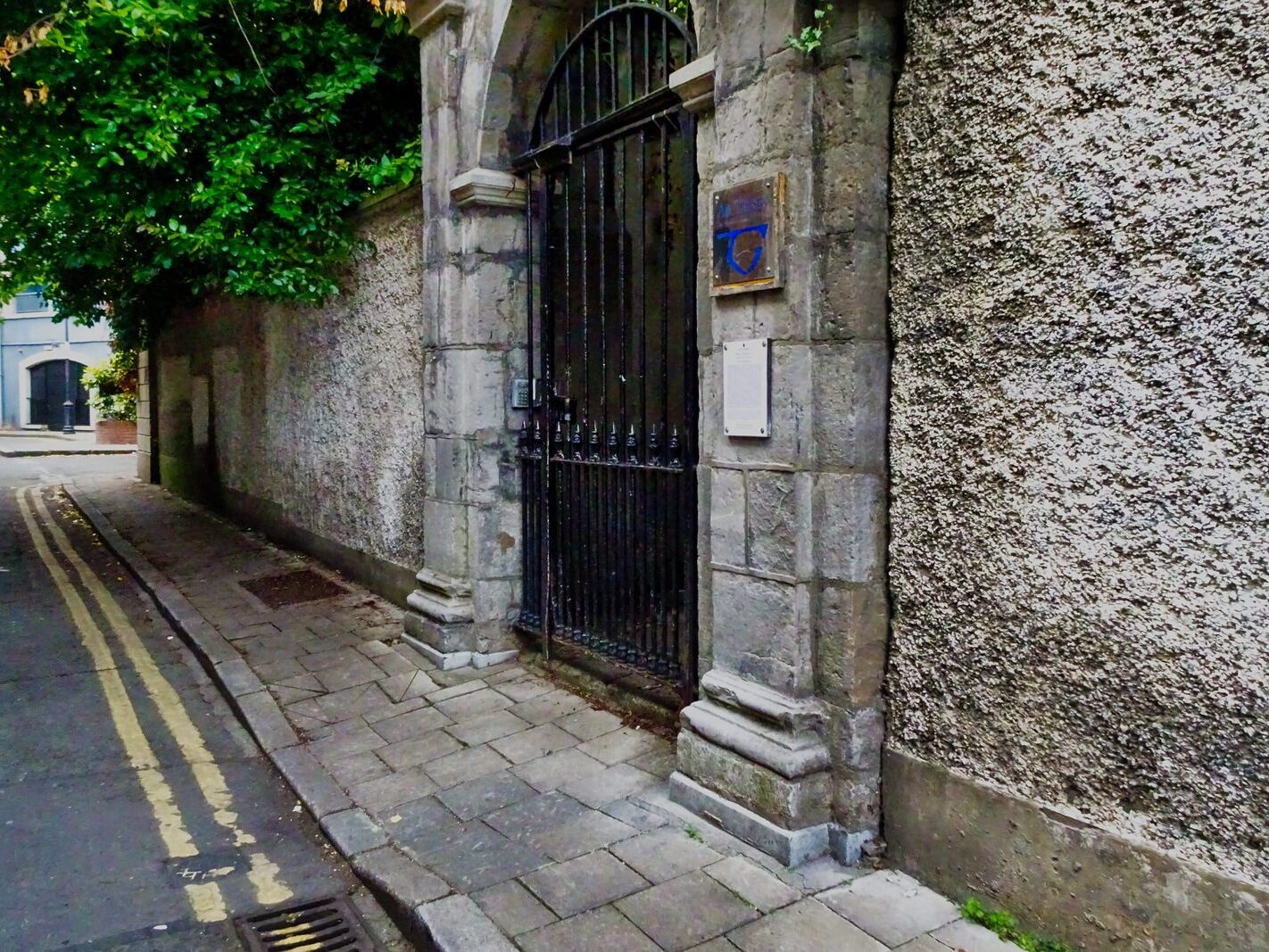 TAILOR'S HALL [A HISTORICAL HIGHLIGHT ON BACK LANE, DUBLIN]-236805-1