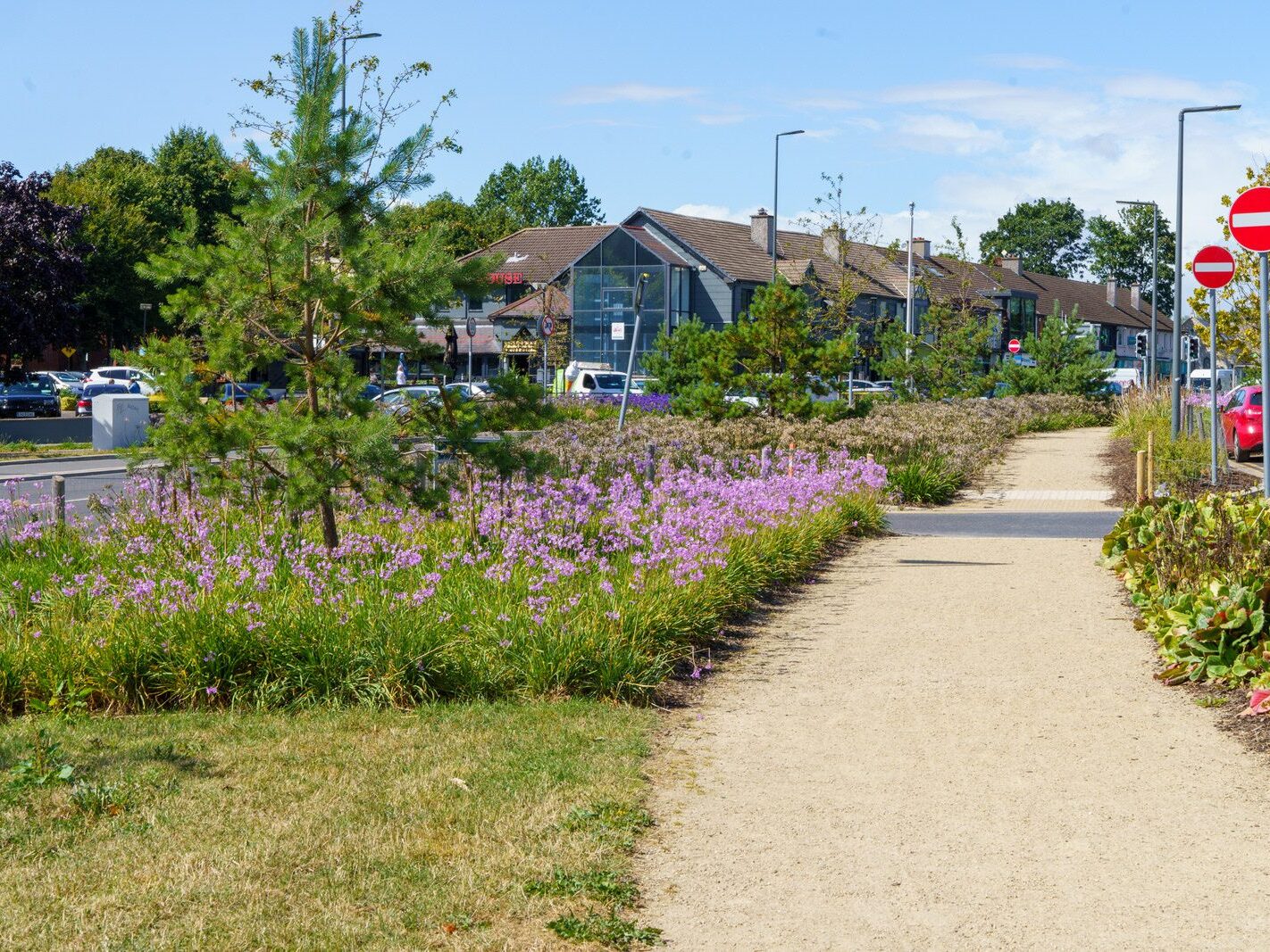 AN ATTRACTIVE COLLECTION OF MICRO GARDENS AND POCKET PARKS [ON LOWER KILMACUD ROAD]-239066-1