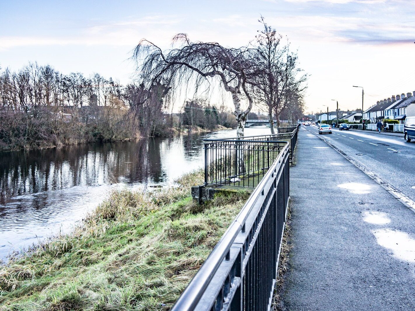 CANNING PLACE AND ROWAN TERRACE IN NEWBRIDGE [CHRISTMAS 2012]--238854-1