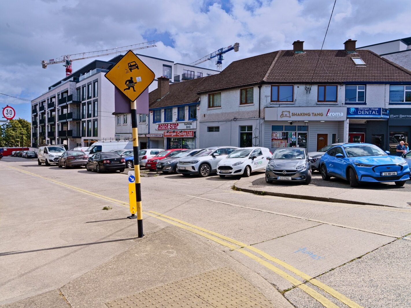 HERE ONCE WAS THE FIRST BOWLING ALLEY IN IRELAND [NOW AN APARTMENT COMPLEX KNOWN AS THE CORNERSTONE]-239016-1