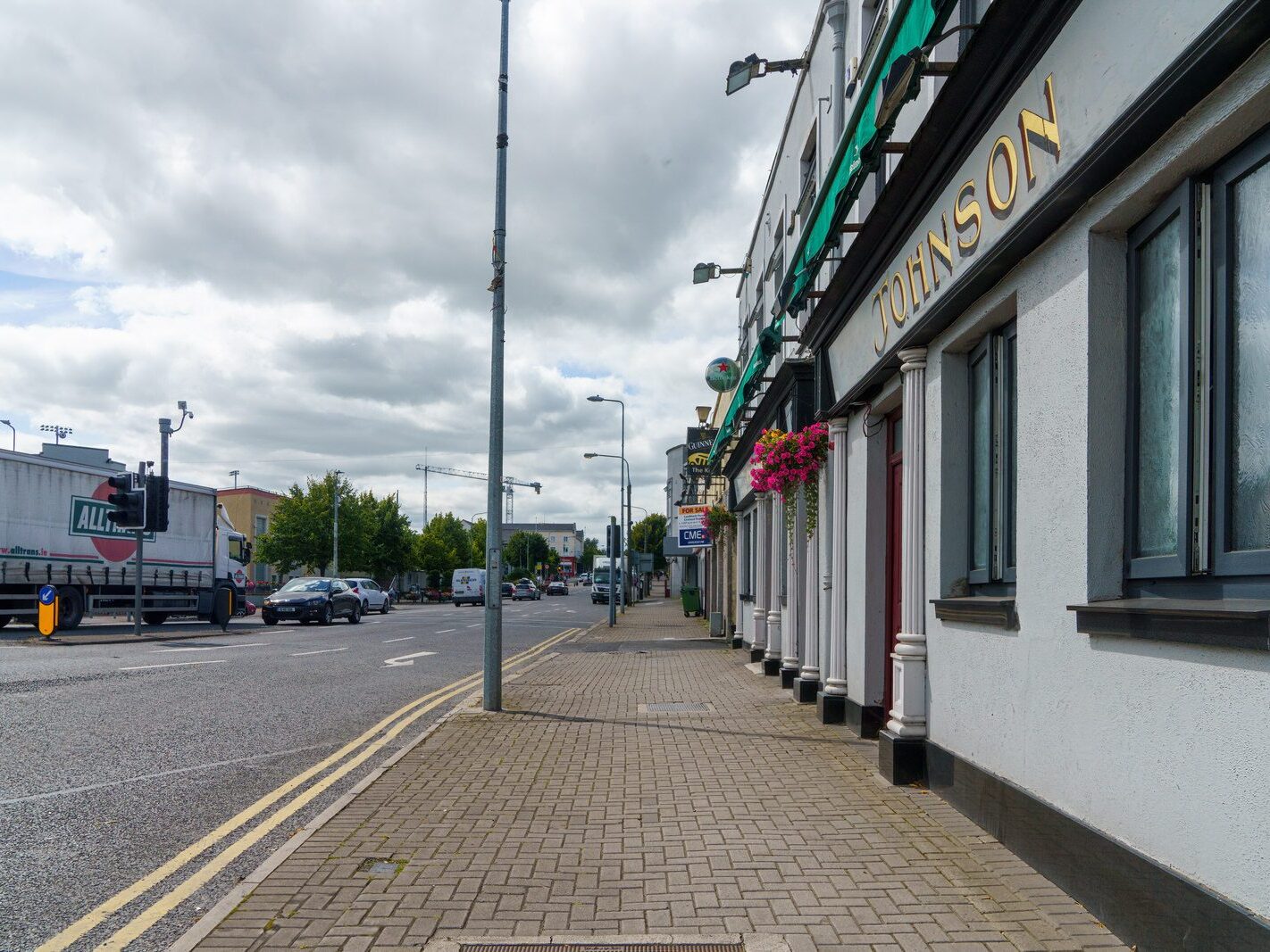 JOHNSON'S - THE LIFFEY ARMS [NEWBRIDGE COUNTY KILDARE 2012 AND 2024]-239000-1