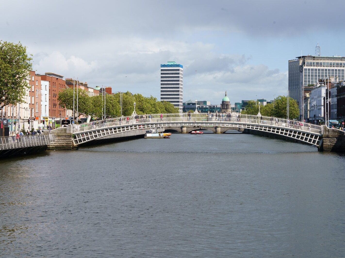 SPIRIT OF THE DOCKLANDS AND THE FAMOUS HALFPENNY BRIDGE [20 AUGUST 2024]-239104-1