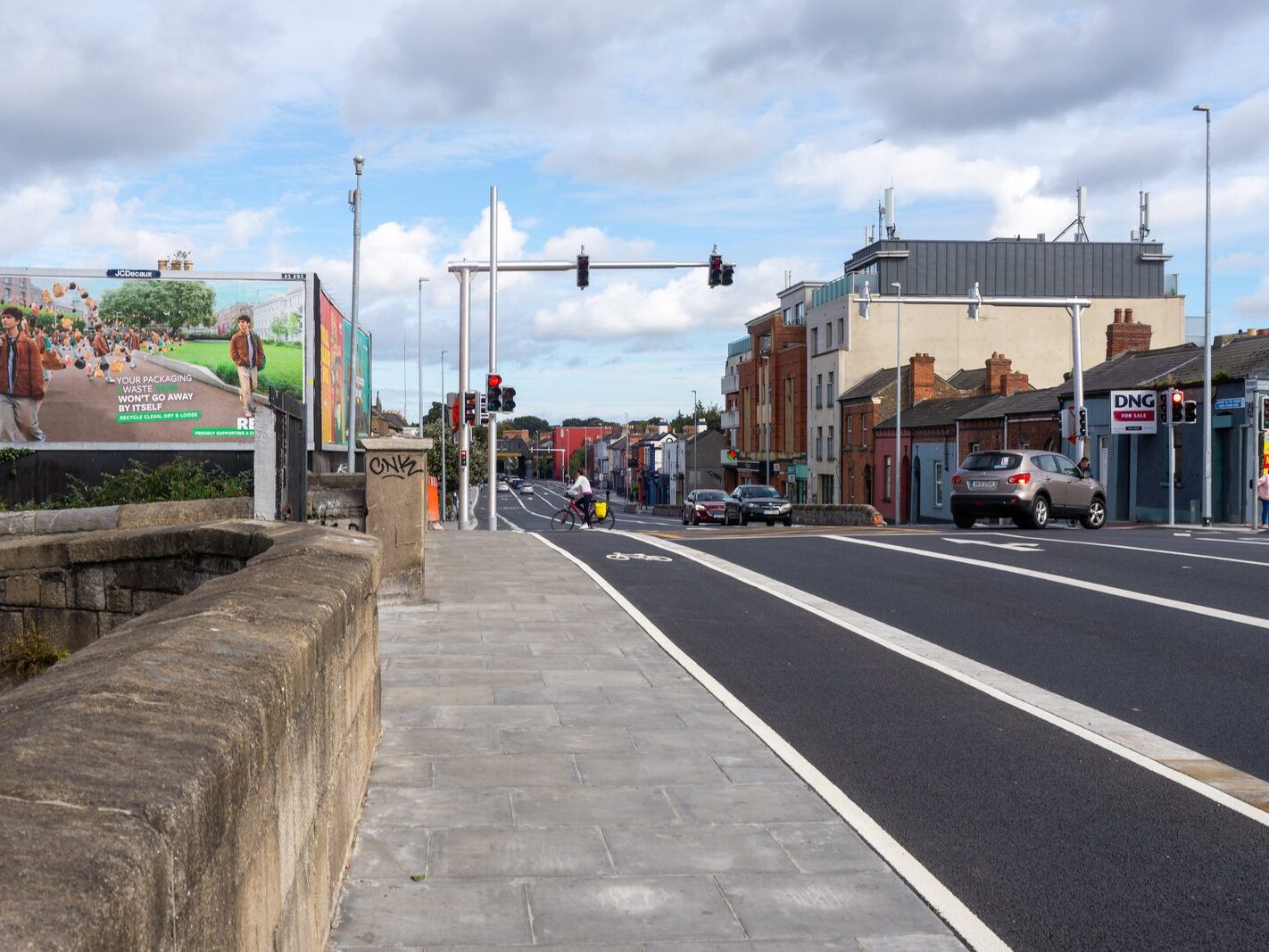 FROM PEARSE STATION TO NEWCOMEN BRIDGE [THE ROADWORKS ARE MORE OR LESS COMPLETE]-241865-1