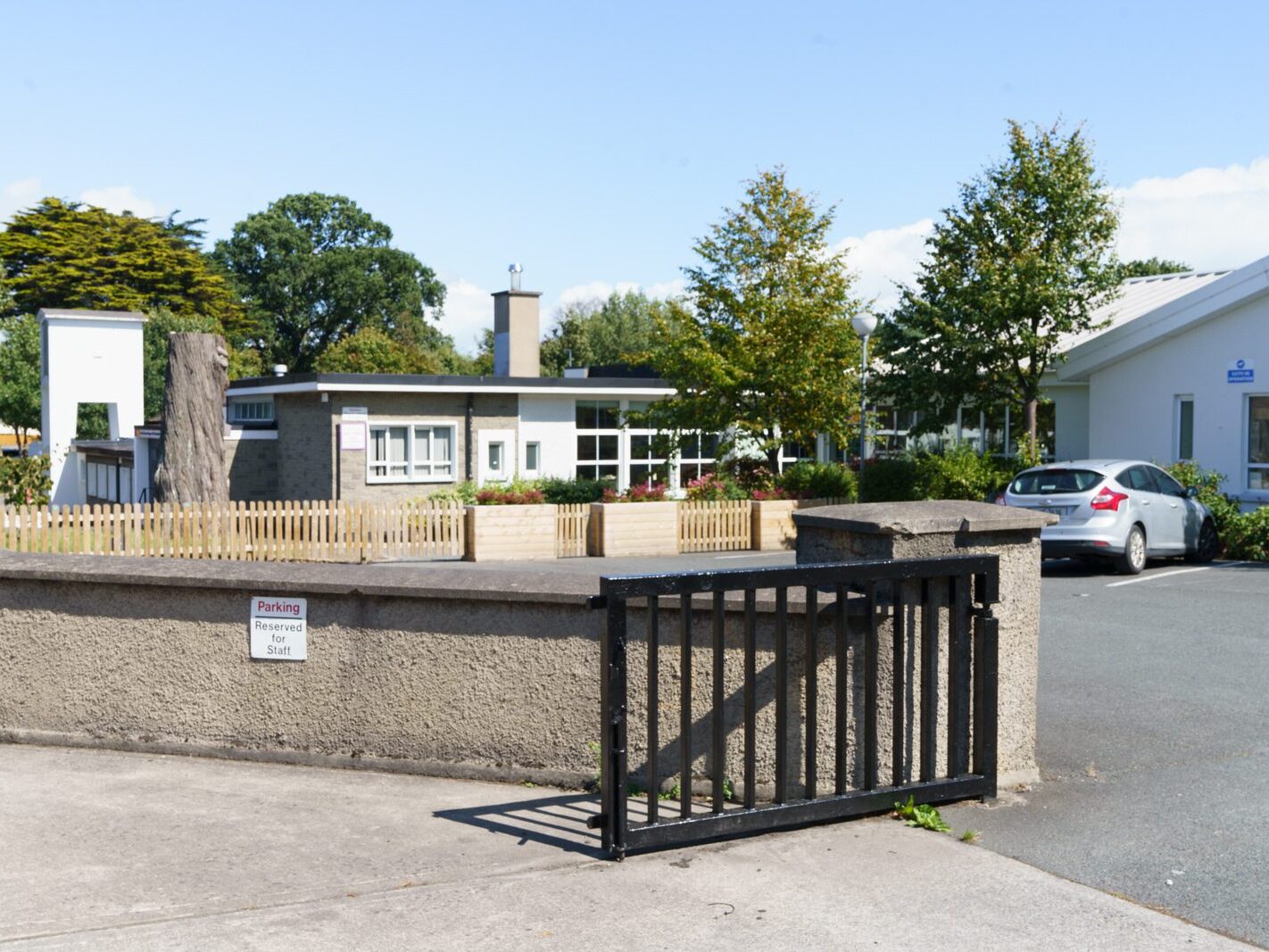 ST LAURENCE O'TOOLE CHURCH - HARLEYS HANGER [AND NEARBY MOUNT ANVILLE PRIMARY SCHOOL]-243719-1