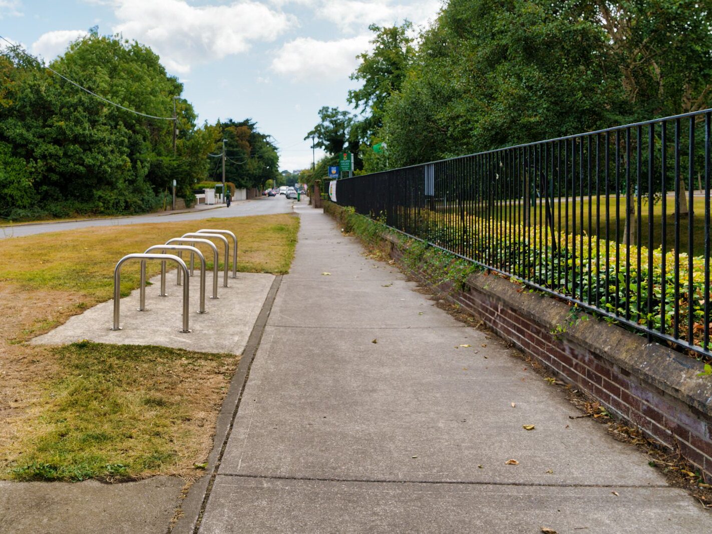 THE OLD DUBLIN ROAD STILLORGAN SECTION [IN THE 1960s I LIVED AT WOODLANDS DRIVE WHICH IS OFF THIS ROAD]-243599-1