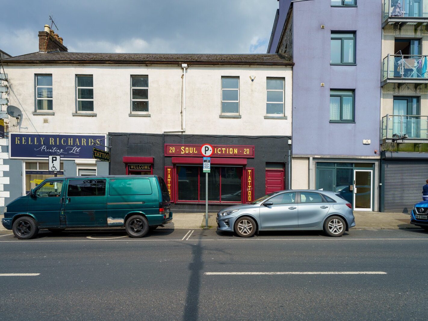 A WALK ALONG ROCHES STREET IN LIMERICK [AN AREA ONCE KNOWN AS PIGTOWN]-244687-1