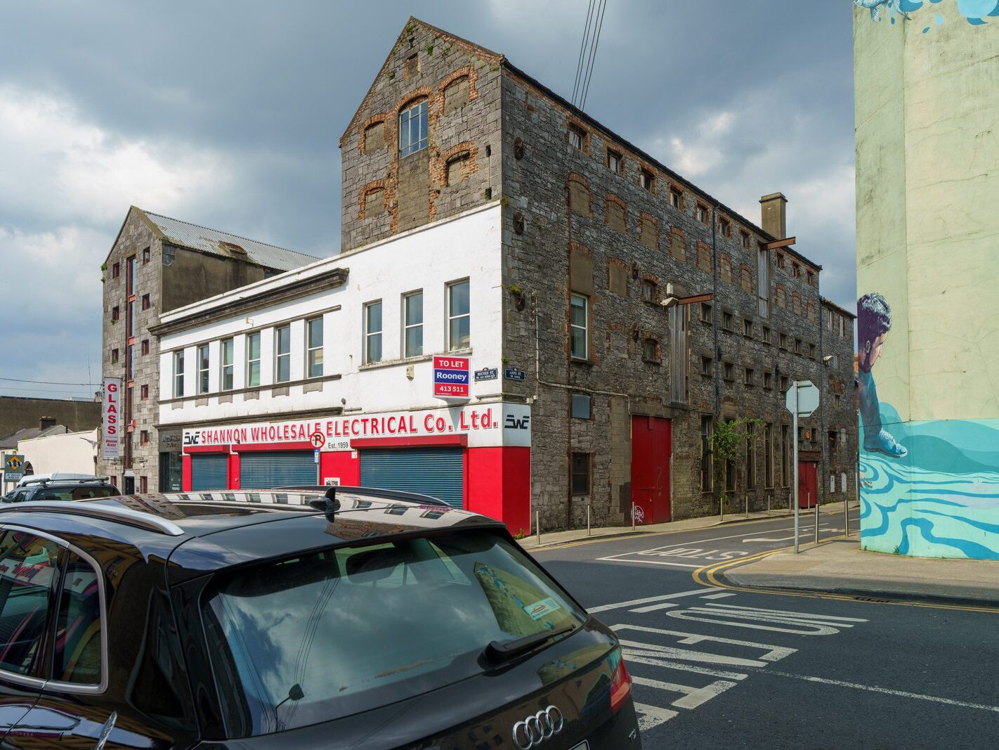 A WALK ALONG ROCHES STREET IN LIMERICK [AN AREA ONCE KNOWN AS PIGTOWN]-244689-1