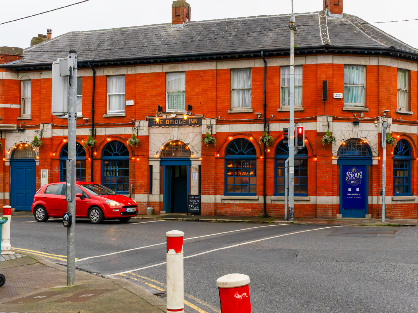 CHAPELIZOD VILLAGE [THERE IS AN EXCESSIVE NUMBER OF DERELICT BUILDINGS]-246616-1